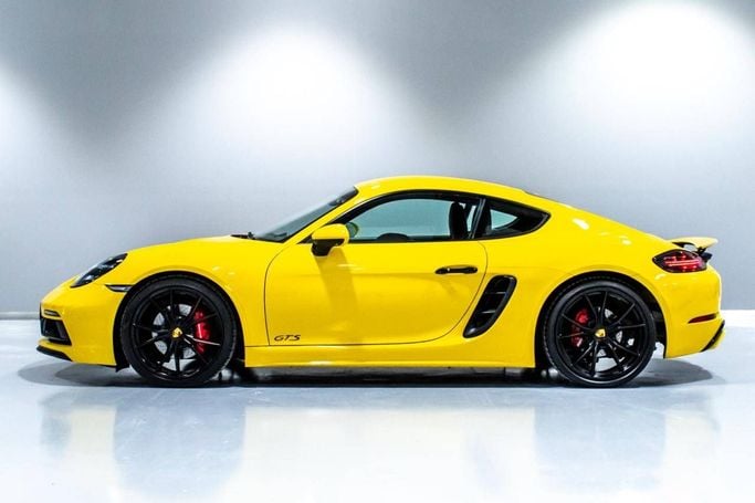 Новый Porsche Cayman GTS III 718 (982), 4.0 л, 2020 в Дубае от C7 Motors Желтый цвет. Other | AUTO.AE