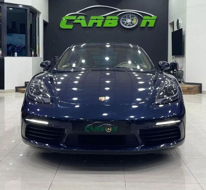 Подержанный Porsche Cayman III 718 (982), 2.0 л, 2017 в Дубае от Carbon Cars Тёмно-синий цвет. GCC | AUTO.AE