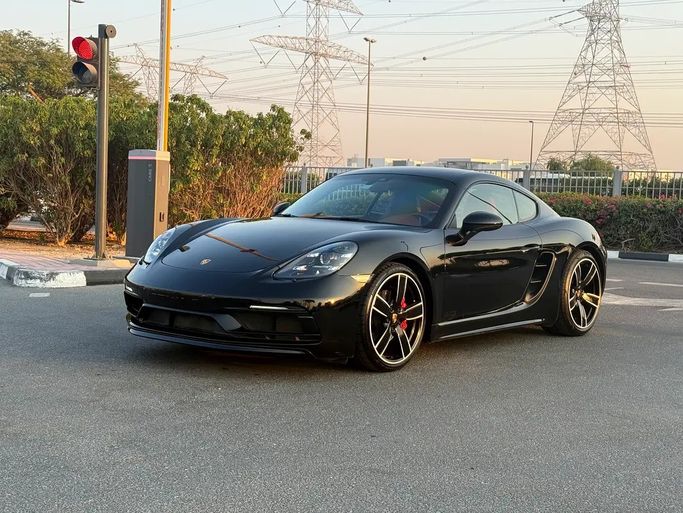 Подержанный ⁦Porsche Cayman GTS III 718 (982), 4.0 л, 2020⁩ в ОАЭ, Дубай от ALMUWAFAQ MOTORS Черный цвет. GCC | AUTO.AE | Объявление #295280