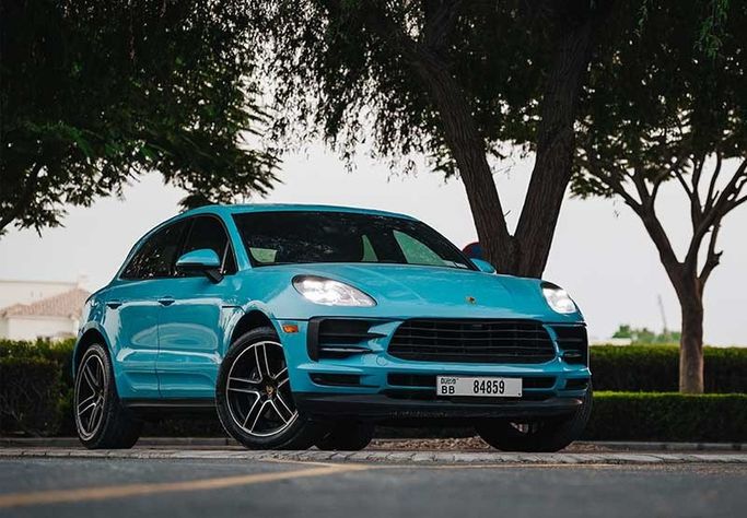 Porsche Macan I Рестайлинг, 2021 внедорожник 5 дв. стандарт класса в Дубае от Kleemol Car Rental Dubai голубой цвет | AUTO.AE | Объявление #1946