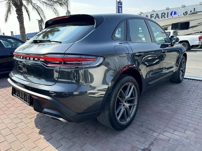 Used Porsche Macan I Facelift 2, 2.0 l, 2022 in Dubai by Nice Cars Motos, Grey color. GCC Specs | AUTO.AE
