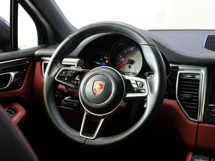 Подержанный Porsche Macan S I, 3.0 л, 2015 в Дубае от Hot Wheel Used Motors Серый цвет. GCC | AUTO.AE