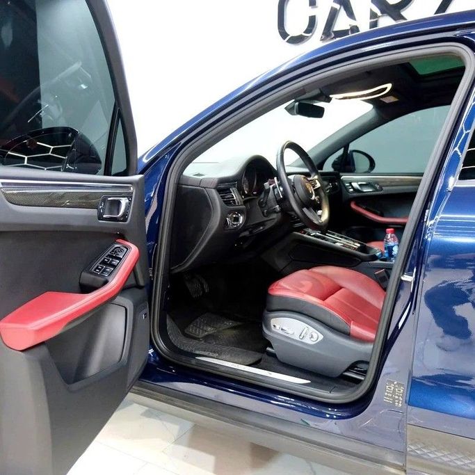 Used Porsche Macan S I Facelift 2, 2.9 l, 2023 in Dubai by Carzilla Motors, Blue color. GCC Specs | AUTO.AE