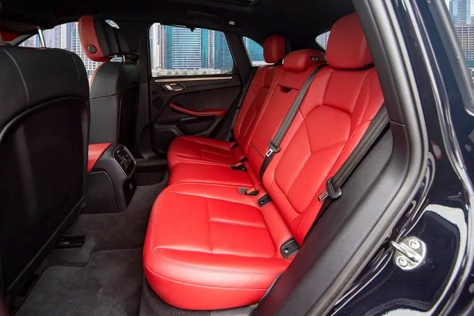 Used Porsche Macan I Facelift 2, 2.0 l, 2023 in Dubai by Royal Diamond Motors, Black color. GCC Specs | AUTO.AE