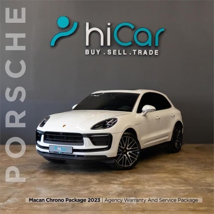 Подержанный Porsche Macan T I Рестайлинг 2, 2.0 л, 2023 в Дубае от Hi Car Approved Pre-Owned Cars Showroom Белый цвет. GCC | AUTO.AE