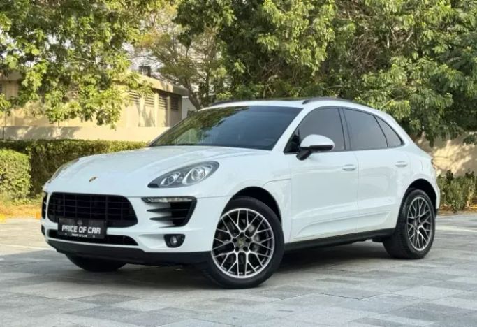 مستعملة Porsche Macan S I, 3.0 l, 2016 في في دبي من Price Of Car، اللون أبيض. مواصفات الخليج | AUTO.AE