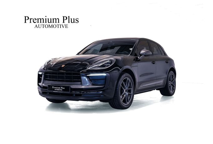 Подержанный Porsche Macan T I Рестайлинг 2, 2.0 л, 2024 в Дубае от Premium Plus Automotive Черный цвет. GCC | AUTO.AE