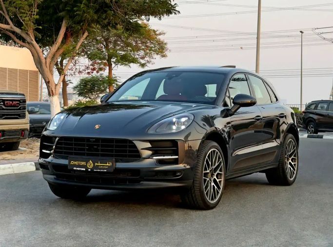 Подержанный Porsche Macan I Рестайлинг, 2.0 л, 2021 в Дубае от Q Motors Серый цвет. GCC | AUTO.AE | Объявление #263512