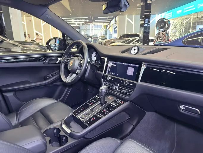 مستعملة Porsche Macan GTS أنا فيس ليفت 2، 2.9 لتر، 2024 في الإمارات، دبي من GE Motors، اللون أسود. المواصفات الأوروبية | AUTO.AE | إعلان #295437 — صورة 13 من 16