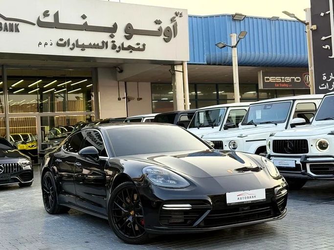 Used Porsche Panamera Turbo II, 4.0 l, 2017 in Dubai by Auto Bank Motors, Black color. Korean Specs | AUTO.AE