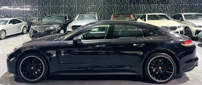 Used Porsche Panamera 4 Sport Turismo II Facelift, 2.9 l, 2022 in Dubai by Zeus Motors, Black color. GCC Specs | AUTO.AE