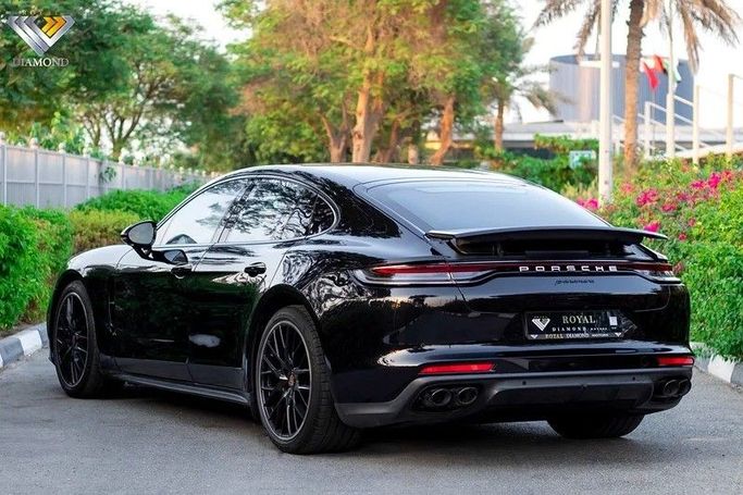 Used Porsche Panamera II Facelift, 2.9 l, 2021 in Dubai by Royal Diamond Motors, Black color. GCC Specs | AUTO.AE