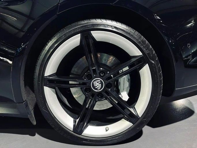 Used Porsche Taycan I, 2022 in Dubai by Zeus Motors, Black color. European Specs | AUTO.AE