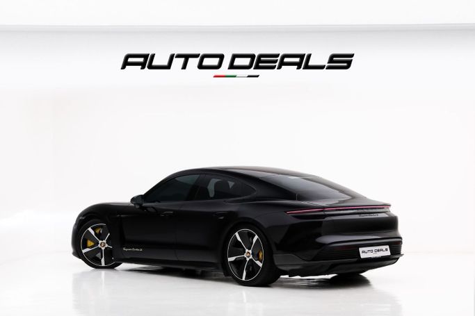 Подержанный Porsche Taycan Turbo S I, 2021 в Дубае от AUTO DEALS Черный цвет. Европейская | AUTO.AE