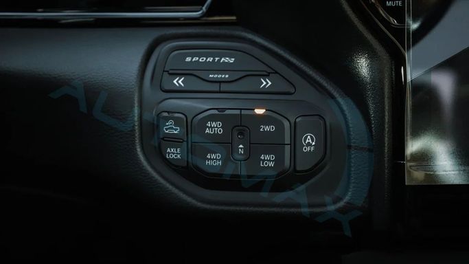 Новый RAM 1500 Crew Cab V Рестайлинг, 3.0 л, 2025 в Дубае от Auto Max Group Черный цвет. GCC | AUTO.AE
