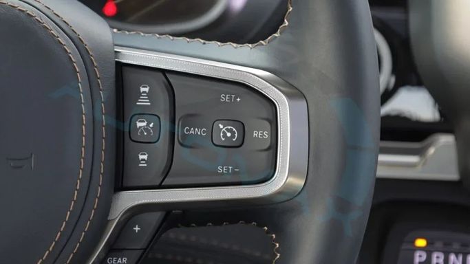 New RAM 1500 Crew Cab V Facelift, 3.0 l, 2025 in Dubai by Auto Max Group, White color. GCC Specs | AUTO.AE