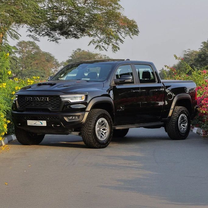 New RAM 1500 Crew Cab RHO V Facelift, 3.0 l, 2025 in Dubai by Auto Max Group, Black color. GCC Specs | AUTO.AE