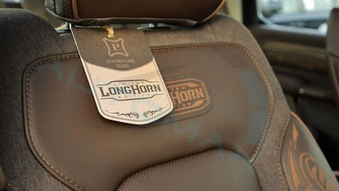 Новый RAM 1500 Crew Cab V Рестайлинг, 3.0 л, 2025 в Дубае от Auto Max Group Черный цвет. GCC | AUTO.AE