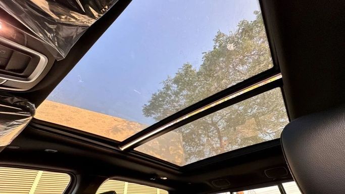 Новый RAM 1500 V Рестайлинг, 5.7 л, 2024 в Дубае от Allied Motors Серебристый цвет. GCC | AUTO.AE