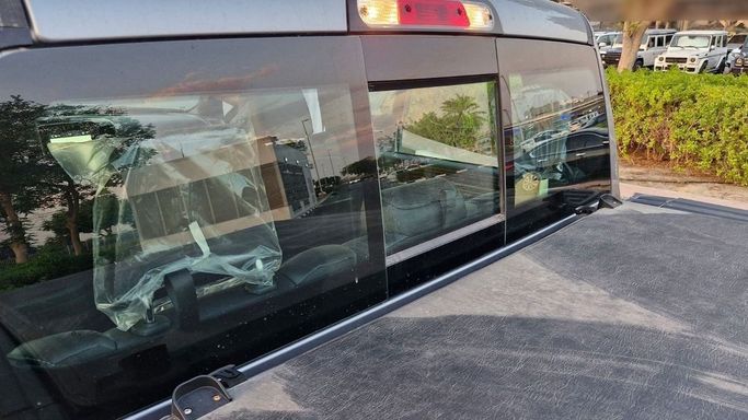 Новый RAM 1500 V Рестайлинг, 5.7 л, 2024 в Дубае от Allied Motors Серебристый цвет. GCC | AUTO.AE