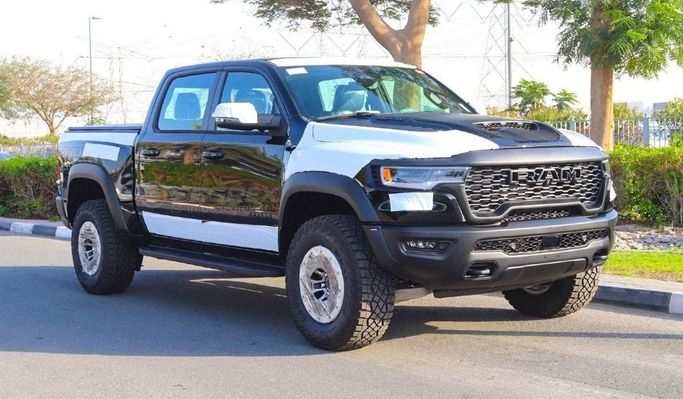 New RAM 1500 Crew Cab RHO V Facelift, 3.0 l, 2025 in Dubai by Segrex Auto, Black color. GCC Specs | AUTO.AE