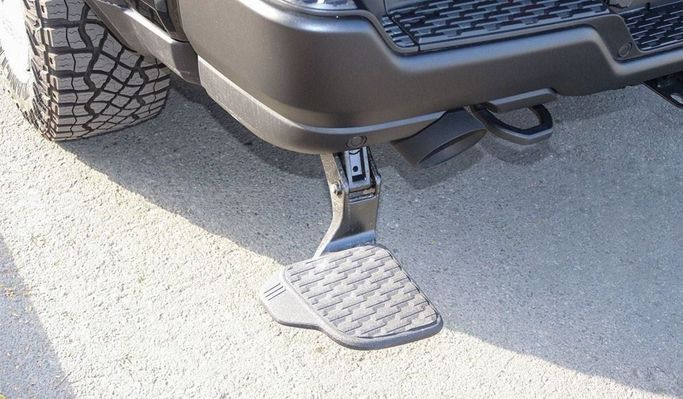 New RAM 1500 Crew Cab RHO V Facelift, 3.0 l, 2025 in Dubai by Segrex Auto, Black color. GCC Specs | AUTO.AE