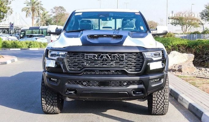 New RAM 1500 Crew Cab RHO V Facelift, 3.0 l, 2025 in Dubai by Segrex Auto, Black color. GCC Specs | AUTO.AE
