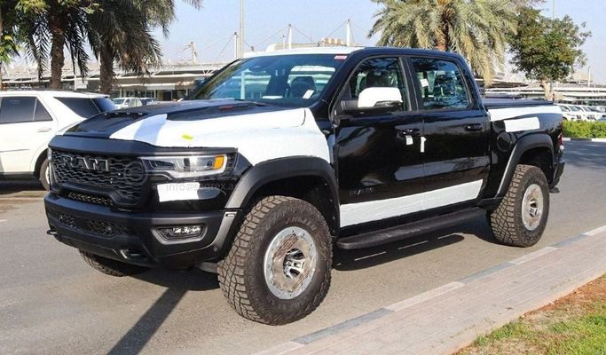 New RAM 1500 Crew Cab RHO V Facelift, 3.0 l, 2025 in Dubai by Segrex Auto, Black color. GCC Specs | AUTO.AE
