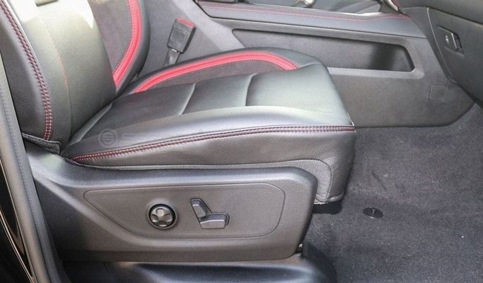 New RAM 1500 Crew Cab RHO V Facelift, 3.0 l, 2025 in Dubai by Segrex Auto, Black color. GCC Specs | AUTO.AE