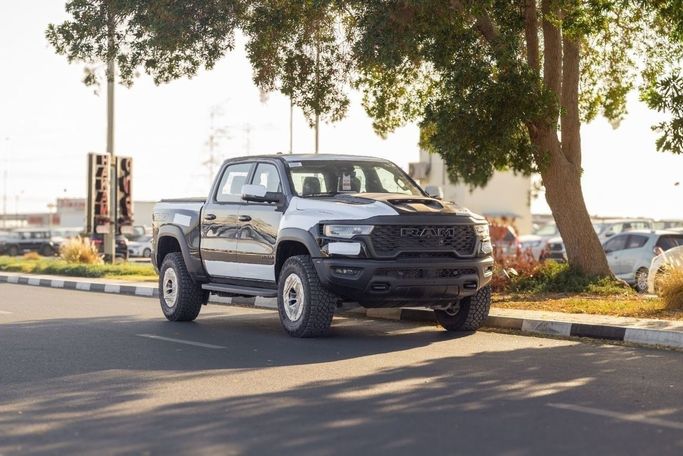 New RAM 1500 V Facelift, 3.0 l, 2025 in Dubai by Al Rawnaq Motors , Black color. GCC Specs | AUTO.AE