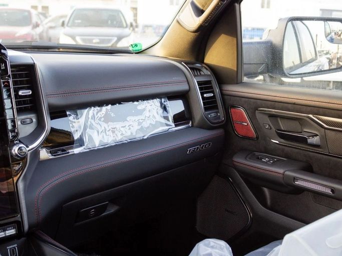 Новый RAM 1500 V Рестайлинг, 3.0 л, 2025 в Дубае от Al Rawnaq Motors  Синий цвет. GCC | AUTO.AE