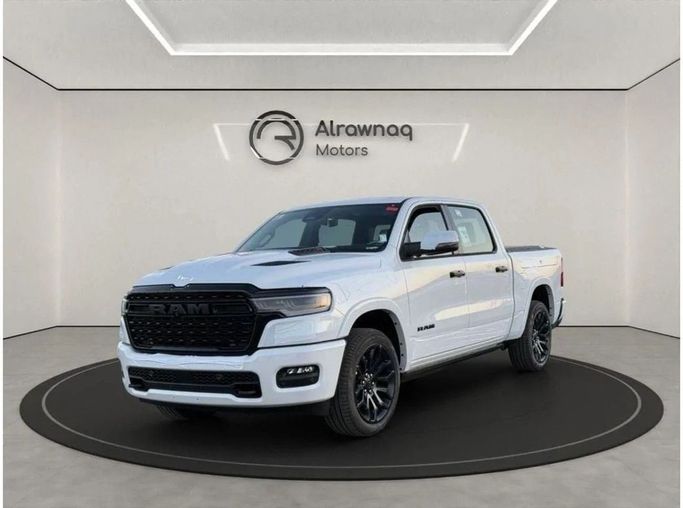 Новый RAM 1500 V Рестайлинг, 3.0 л, 2025 в Дубае от Al Rawnaq Motors  Белый цвет. GCC | AUTO.AE
