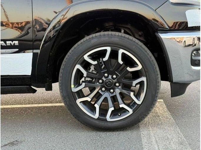 New RAM 1500 V Facelift, 3.0 l, 2025 in Dubai by Al Rawnaq Motors , Black color. GCC Specs | AUTO.AE