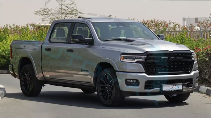 جديدة RAM 1500 Crew Cab فيس ليفت V, 3.0 l, 2026 في في دبي من Automax®، اللون فضي.  | AUTO.AE | إعلان #269972