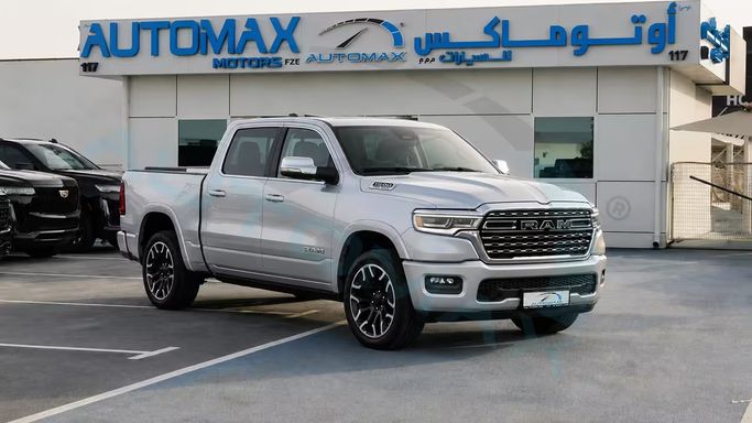 Новый RAM 1500 Crew Cab V (DT) Рестайлинг, 3.0 л, 2026 в Дубае от Automax® Серебристый цвет.  | AUTO.AE | Объявление #270736