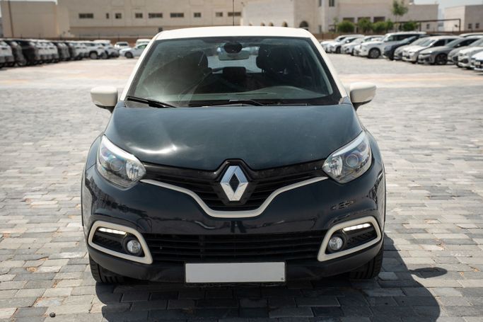 مستعملة Renault Captur أنا فيس ليفت, 1.2 l, 2017 في في دبي من Alkady Cars، اللون رمادي. المواصفات الأوروبية | AUTO.AE | إعلان #248927