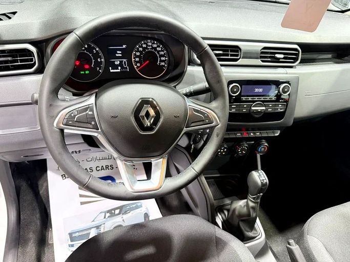 Новый Renault Duster II, 1.6 л, 2025 в Дубае от BANIYAS CARS SHOWROOM Белый цвет. GCC | AUTO.AE