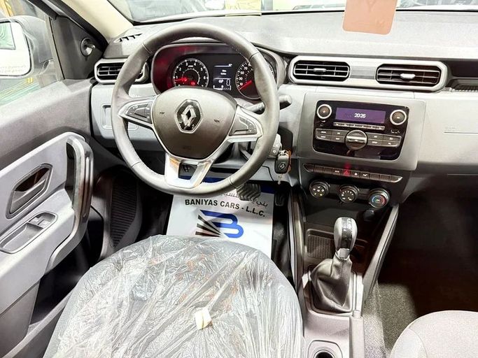 Новый Renault Duster II, 1.6 л, 2025 в Дубае от BANIYAS CARS SHOWROOM Белый цвет. GCC | AUTO.AE