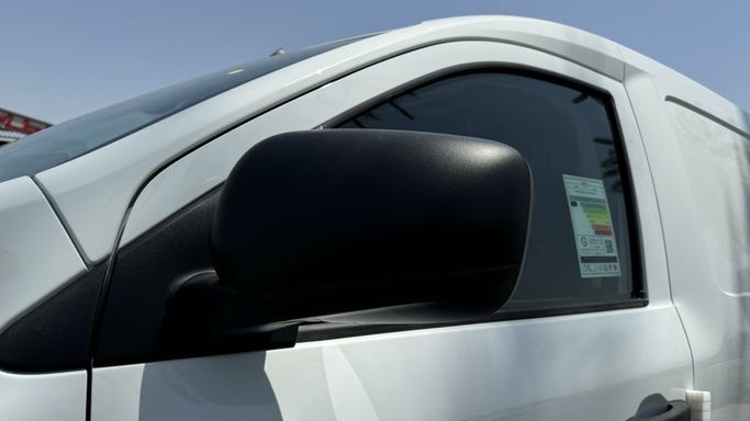 New Renault Express II, 1.6 l, 2024 in Dubai by TRADEX FRANCE MOTORS, White color. Other | AUTO.AE