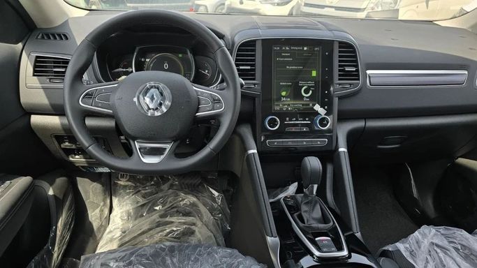 Новый Renault Koleos II Рестайлинг, 2.5 л, 2025 в Дубае от Mohamed Hakim Motors Серый цвет. GCC | AUTO.AE