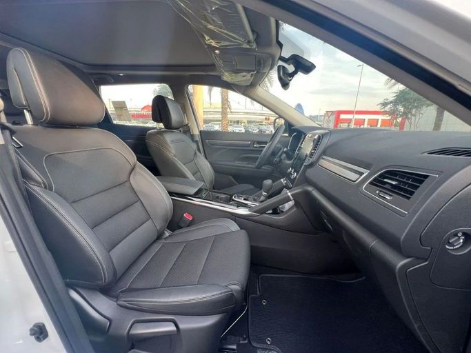 Новый Renault Koleos II Рестайлинг, 2.5 л, 2024 в Дубае от World Center Motors FZE Белый цвет. GCC | AUTO.AE