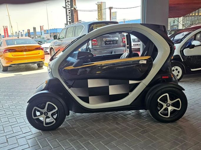New Renault Twizy, 2019 in Dubai by SK Motors, Black color. GCC Specs | AUTO.AE