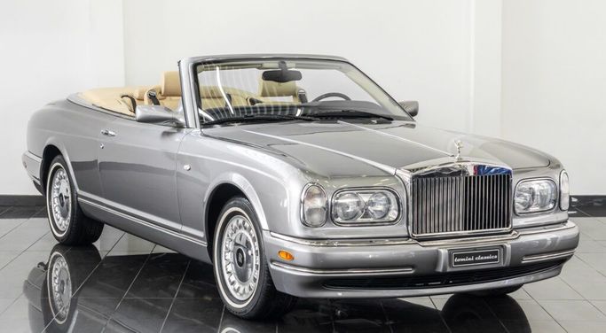 Used Rolls-Royce Corniche V, 6.7 l, 2002 in Dubai by Tomini Cars, Silver color.  | AUTO.AE