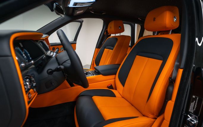 Rolls-Royce Cullinan I, 2022 business suv 5 dr. for rent in Dubai by POF RENTAL, black color | AUTO.AE