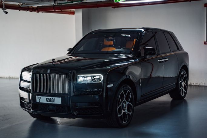 Rolls-Royce Cullinan I, 2023 business suv 5 dr. for rent in Dubai by POF RENTAL, black color | AUTO.AE