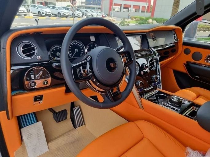 New Rolls-Royce Cullinan I, 6.7 l, 2023 in Dubai by Mohamed Hakim Motors, Silver color. Other | AUTO.AE