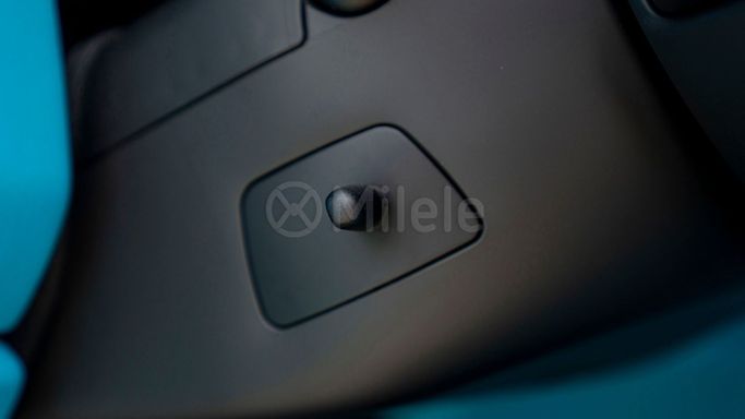 Новый Rolls-Royce Cullinan Black Badge I Рестайлинг, 6.7 л, 2024 в Дубае от Milele Белый цвет. Other | AUTO.AE