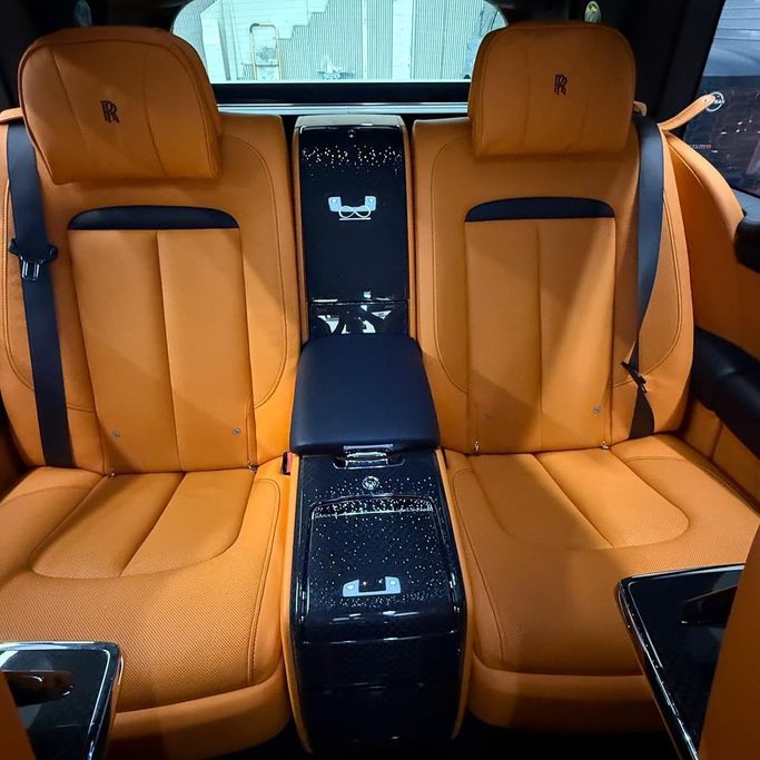 Used Rolls-Royce Cullinan I, 6.7 l, 2022 in Dubai by AAA Motors, White color. Other | AUTO.AE