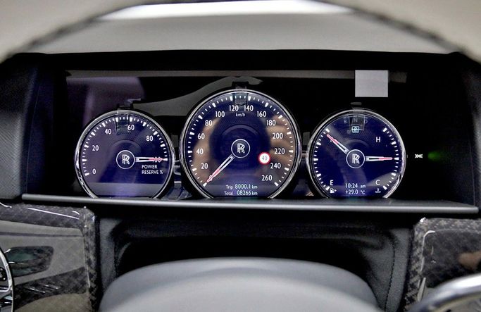 Подержанный Rolls-Royce Cullinan I Рестайлинг, 6.7 л, 2024 в Дубае от Prestige motors Черный цвет. GCC | AUTO.AE