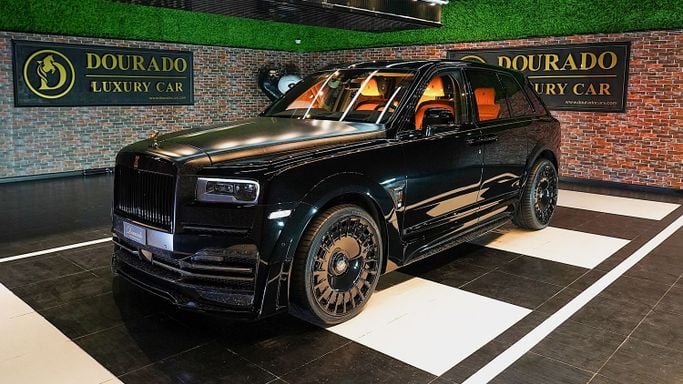 Новый Rolls-Royce Cullinan I, 6.7 л, 2024 в Дубае от Dourado Luxury Car Черный цвет. Европейская | AUTO.AE